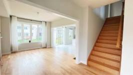 Sutton Jackson's Point Georgina Newly Built House for Rent - photo 3 / 6