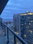 Bright 1 plus 1 den apartment downtown Toronto - Apartments for Rent listing in Toronto