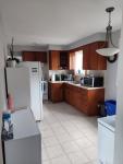 House 4 Rent N. York 3Bed, 1Wash, 1Park, 1Ldry $3300 416.8186885 - photo 4 / 5
