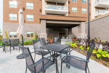 Beautiful Retirement Suites in Peterborough - photo 3 / 6