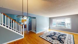 Spacious and Well-Maintained 3-bedroom, 2-bathroom - photo 4 / 6