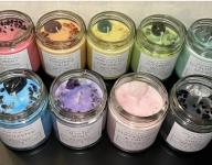 Handmade candles, resin decor, jewellery and more - photo 1 / 6