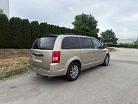 2009 Chrysler Town & Country Touring, Auto, Full Load, $4995 - photo 3 / 6
