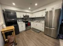 Spacious 1 Bed / 1 Bath Basement Suite (Surrey Centre/West Cloverdale) - photo 4 / 6