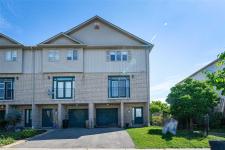 Room for rent, 1,200 monthy, 1543 Hummbird court, Pickering Ontario. - Rooms for Rent listing in Toronto