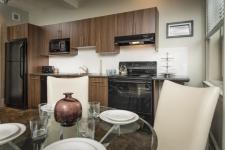 One Bedroom apartment for sublet in beautiful character building - photo 6 / 6