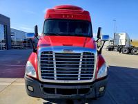 TRUCK IS AVAILABLE FOR SALE OR RENT. - Trucks & Commercial listing in Montreal