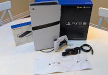 Sony PlayStation PS5 Pro Console , Sony PlayStation PS5 Slim Console - photo 3 / 6