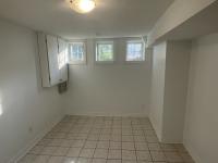 Birchmount and Danforth Basement Apartment - photo 4 / 6