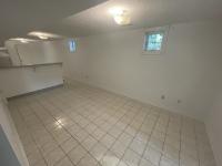 Birchmount and Danforth Basement Apartment - photo 3 / 6